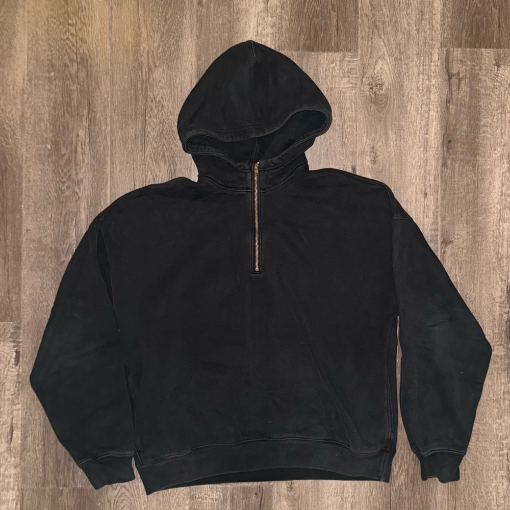 A&F Black Relaxed Fit Crewneck Sweatshirt - Size M